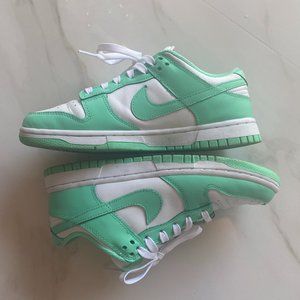 Nike Dunk Low Green Glow